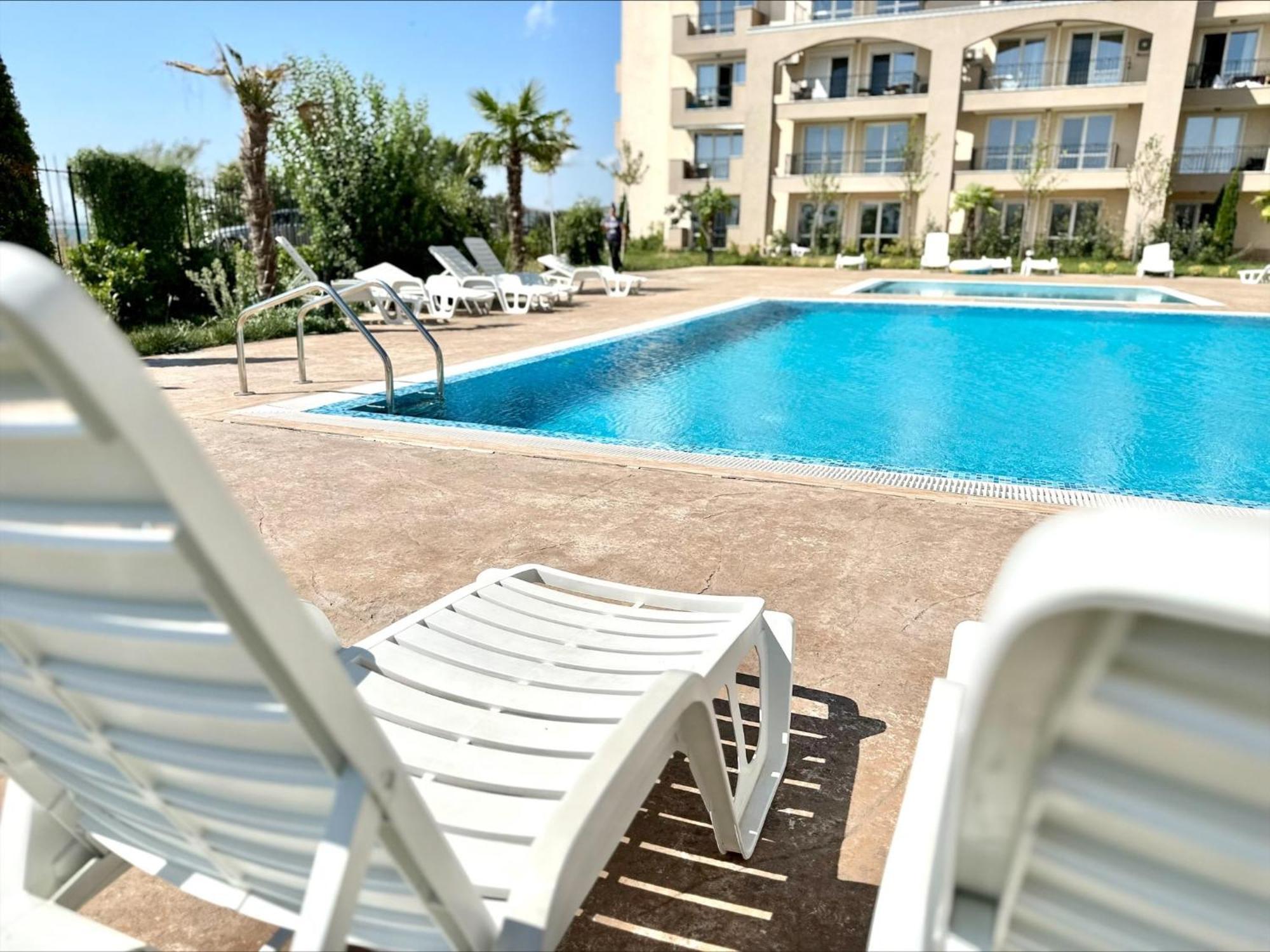 Ipanema Beach - Menada Apartments Sveti Vlas Exterior photo