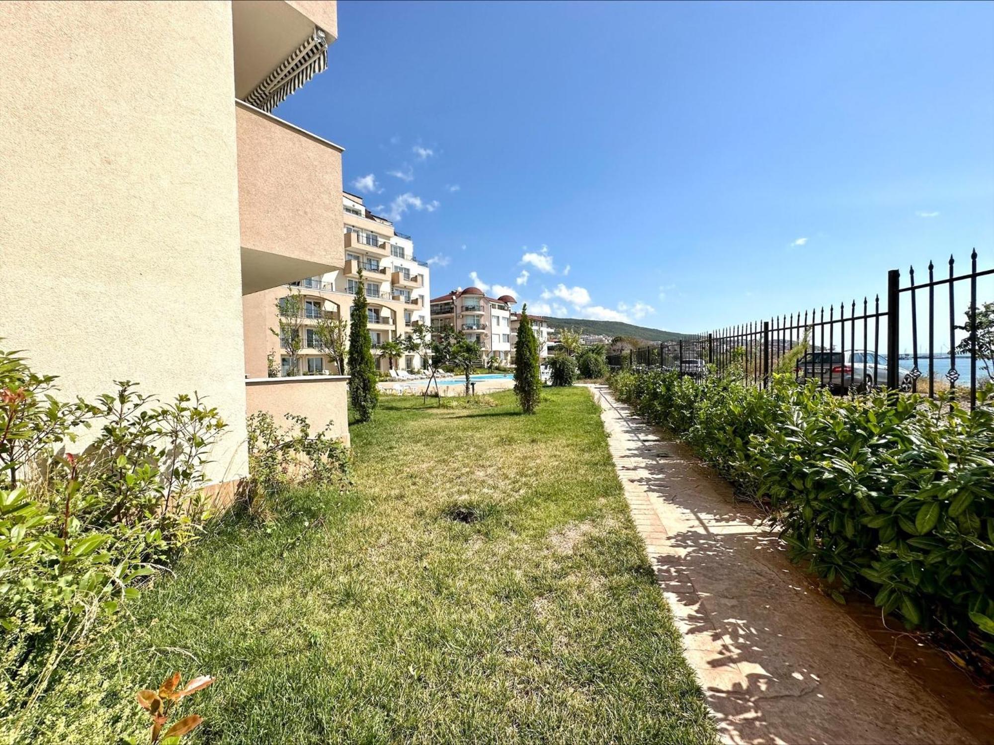 Ipanema Beach - Menada Apartments Sveti Vlas Exterior photo